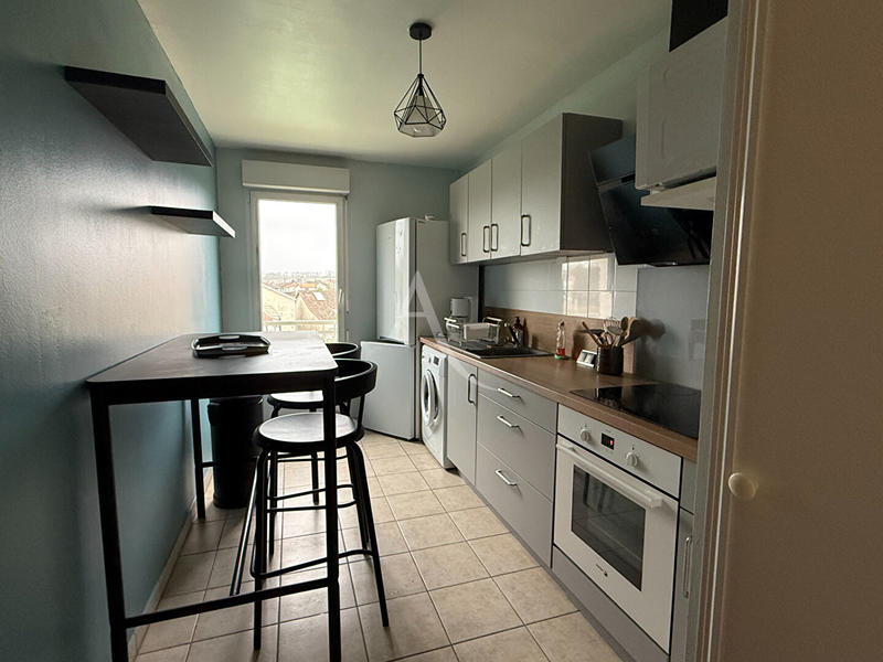 Appartement - 70 m² - 3 pièces