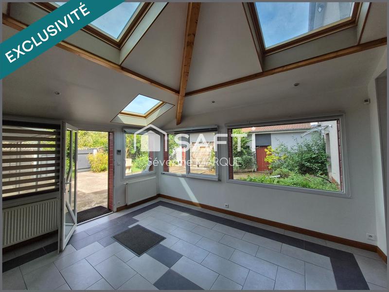 Maison - 215 m² - 9 pièces