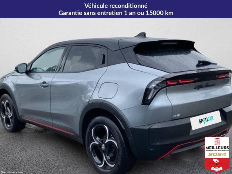 Alfa Romeo Junior 1.2 ibrida 136 ch edct6 speciale