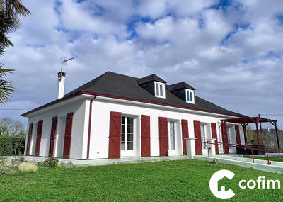 Maison - 163 m² - 5 pièces