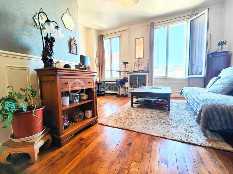 Maison - 105 m² - 4 pièces