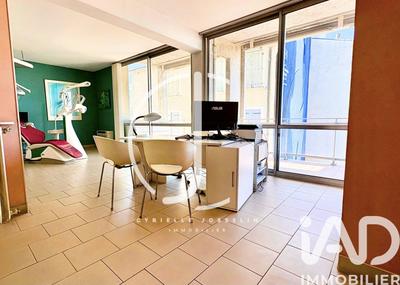 Appartement - 86 m² - 4 pièces