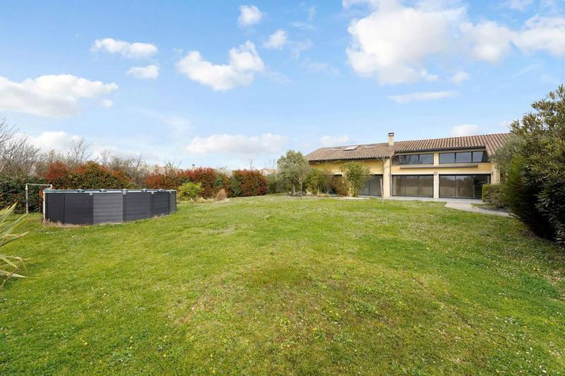 Maison - 184 m² - 6 pièces