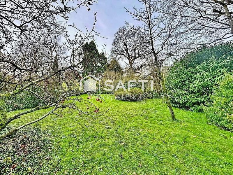 Maison - 179 m² - 8 pièces