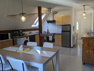 Maison - 180 m² - 8 pièces
