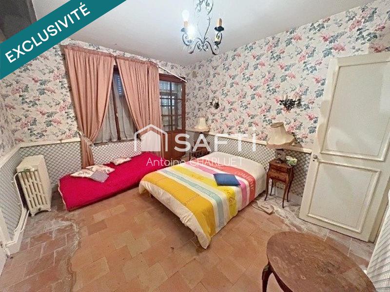 Maison - 410 m² - 11 pièces