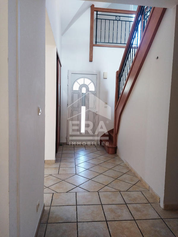 Local commercial - 169 m² - 6 pièces