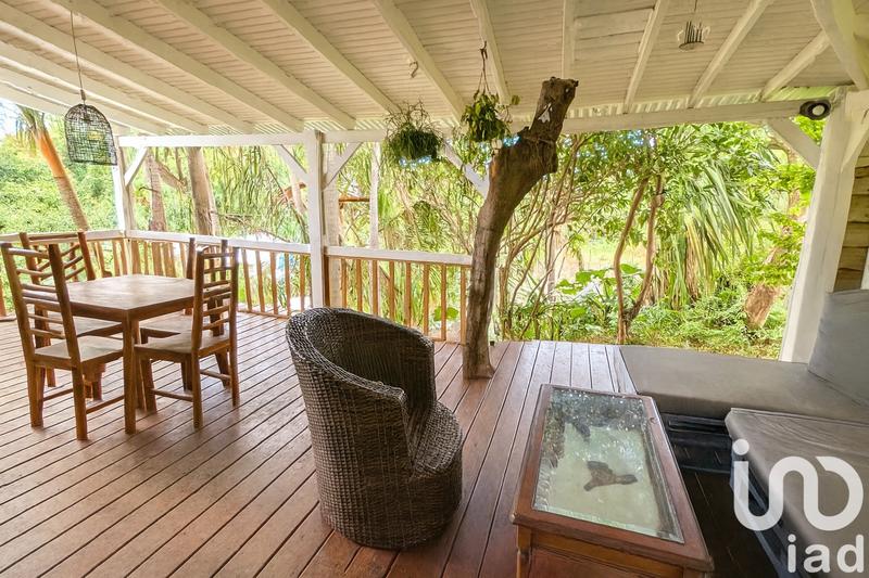 Maison - 260 m² - 10 pièces