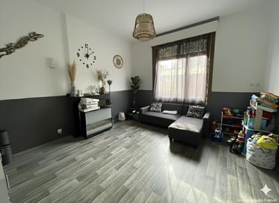 Maison de ville - 85 m² - 4 pièces