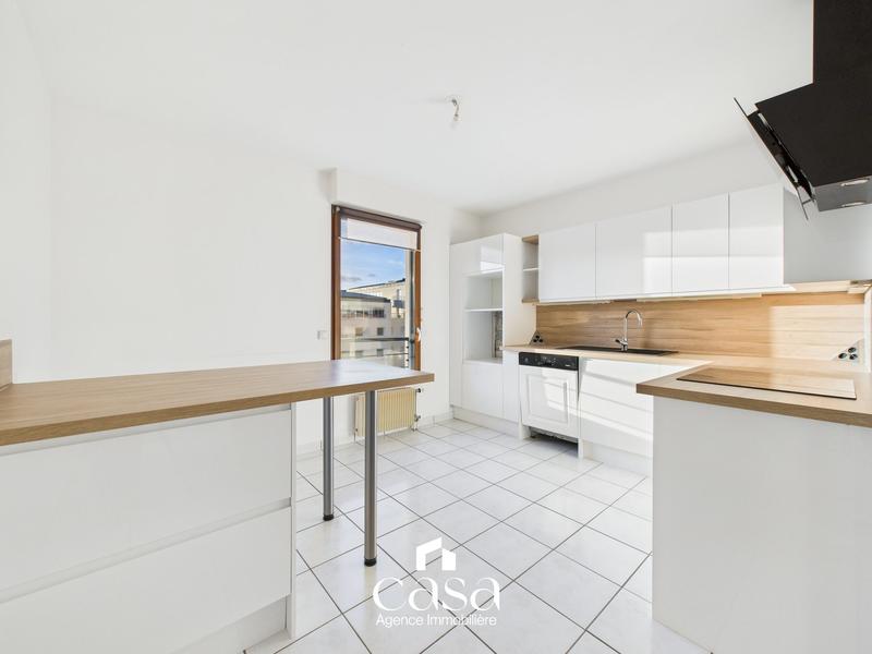 Appartement - 96 m² - 4 pièces