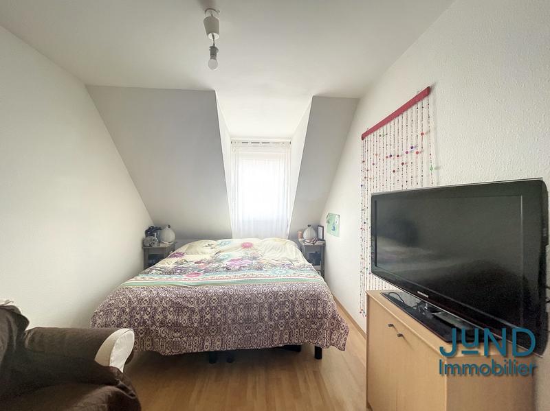 Maison - 94 m² - 5 pièces