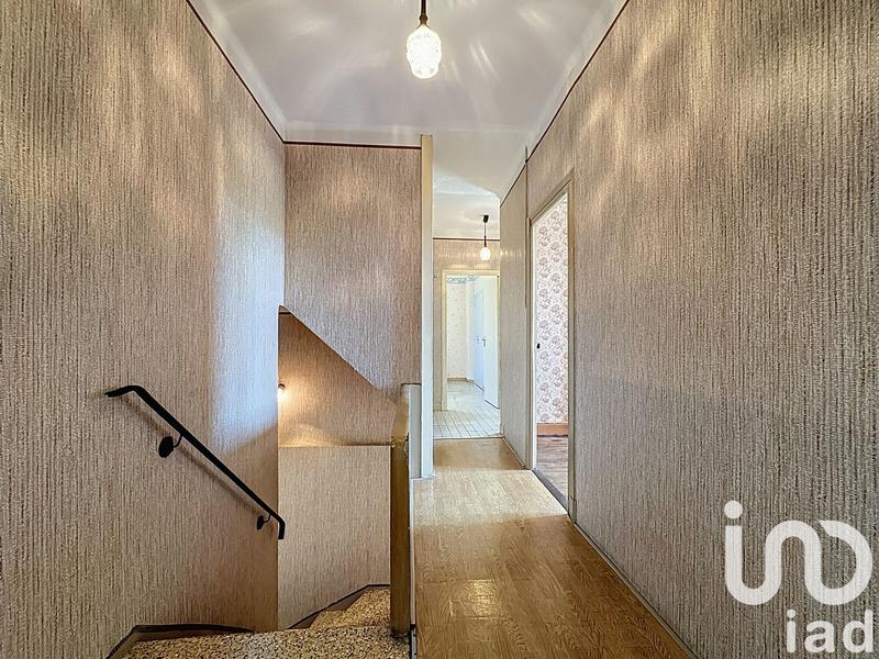 Maison - 152 m² - 8 pièces