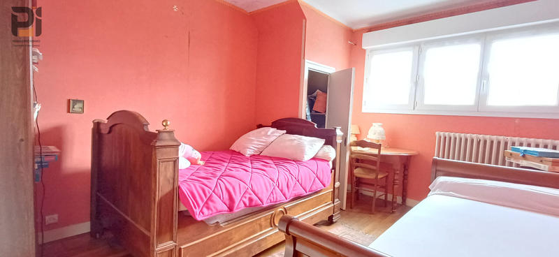 Maison - 137 m² - 6 pièces