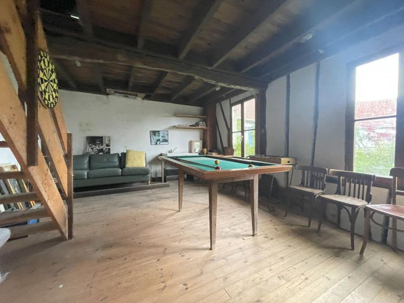 Maison - 190 m² - 8 pièces