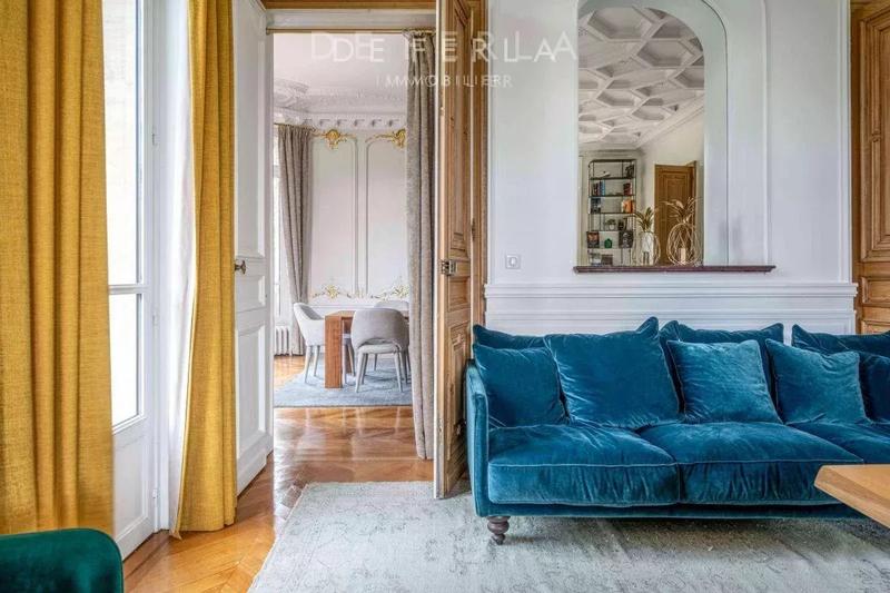 Château - 826 m² - 18 pièces