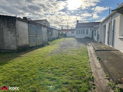 Maison - 131 m² - 9 pièces