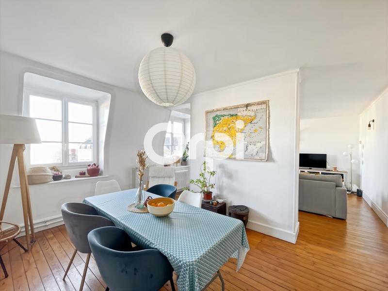 Appartement - 91 m² - 4 pièces