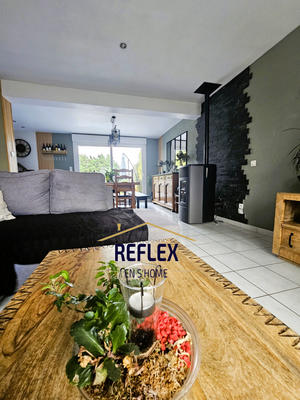 Maison - 93 m² - 4 pièces