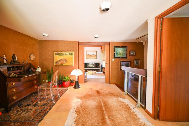 Maison d'architecte - 270 m² - 8 pièces