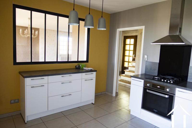 Maison - 98 m² - 5 pièces