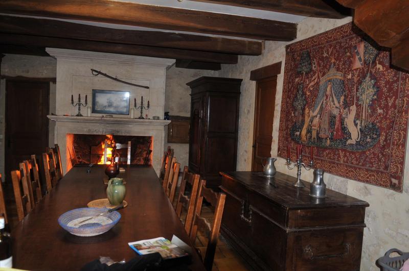 Maison traditionnelle - 276 m² - 10 pièces