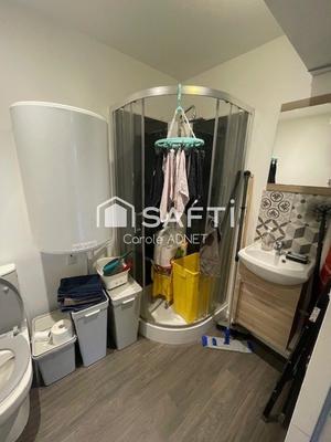 Bureau - 96 m² - 8 pièces