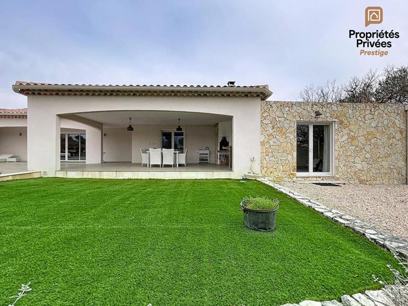 Villa - 205 m² - 5 pièces