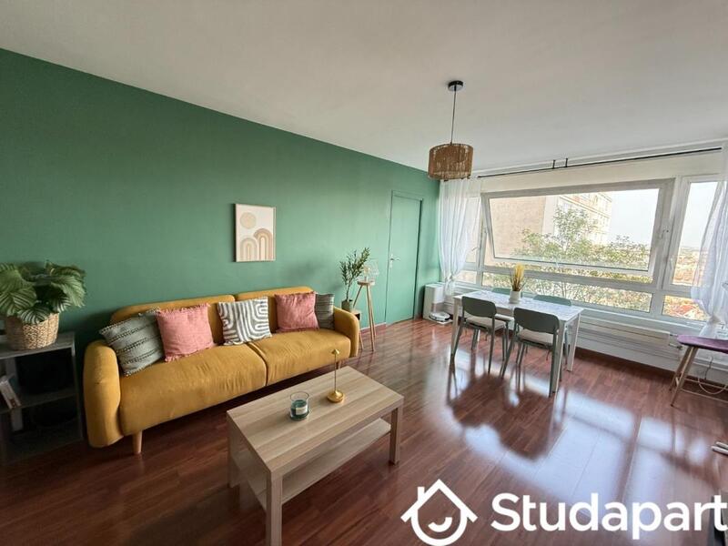 Chambre - 9 m² - 1 pièce