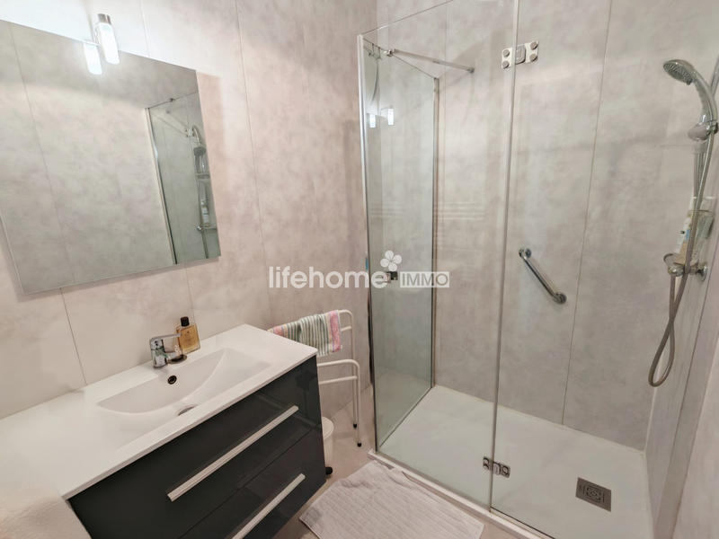 Appartement - 49 m² - 2 pièces