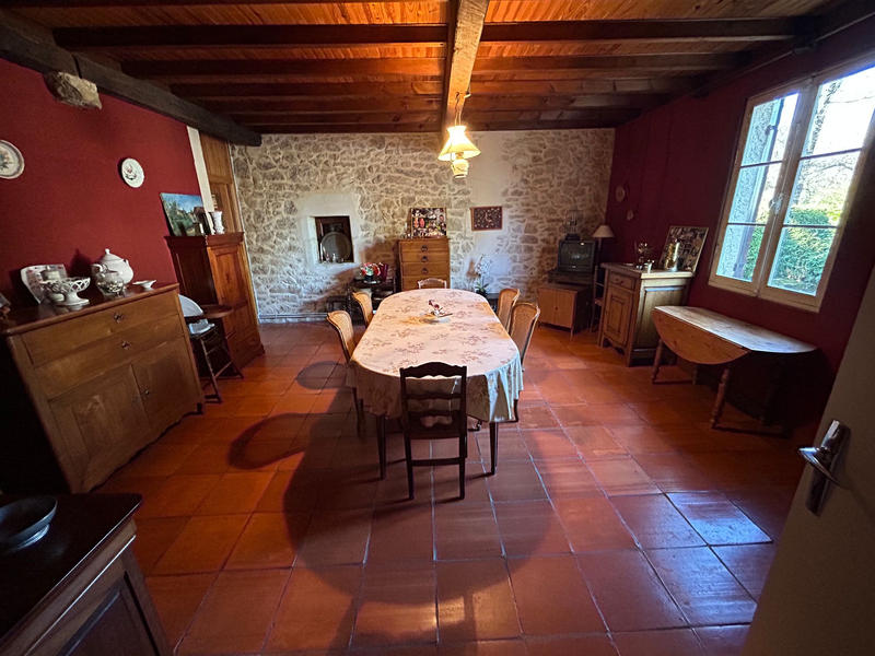 Maison - 261 m² - 7 pièces