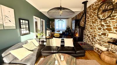 Maison - 170 m² - 7 pièces