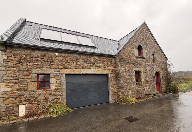 Maison - 140 m² - 5 pièces