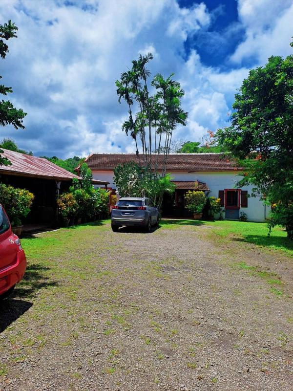 Villa - 264 m² - 5 pièces