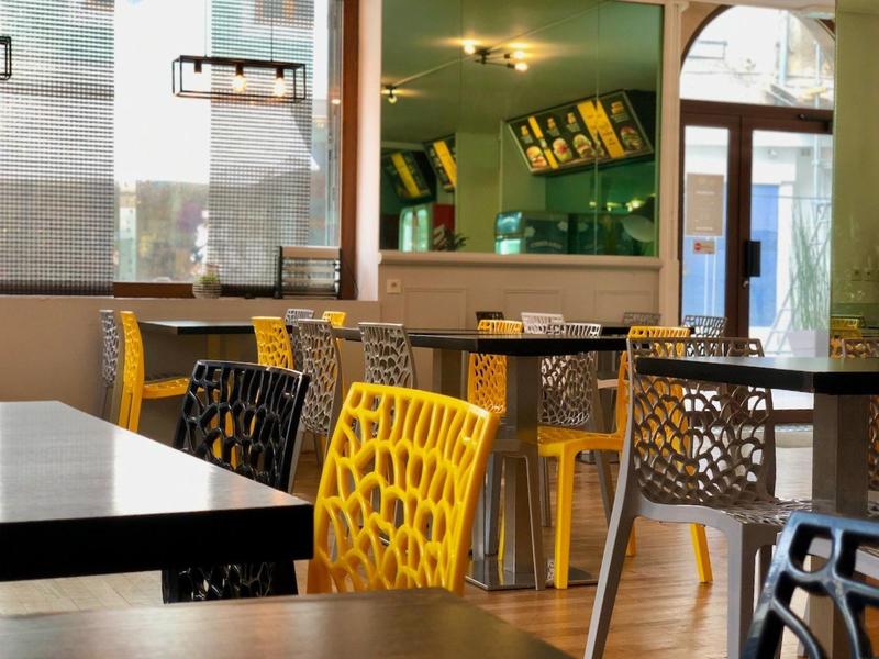 Local commercial - 116 m² - 4 pièces