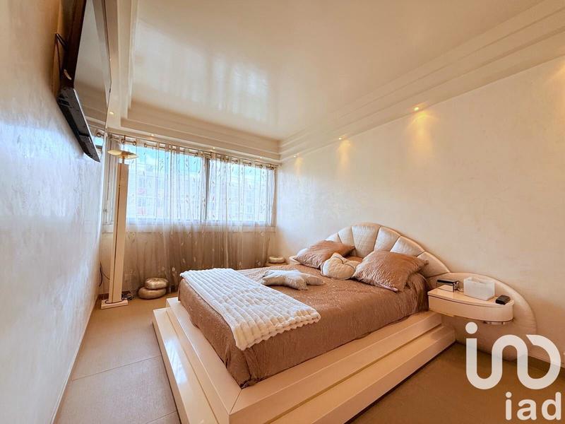 Appartement - 92 m² - 5 pièces