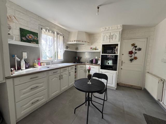 Maison - 101 m² - 5 pièces