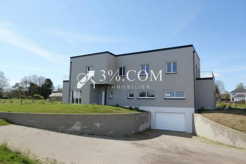 Maison - 300 m² - 9 pièces