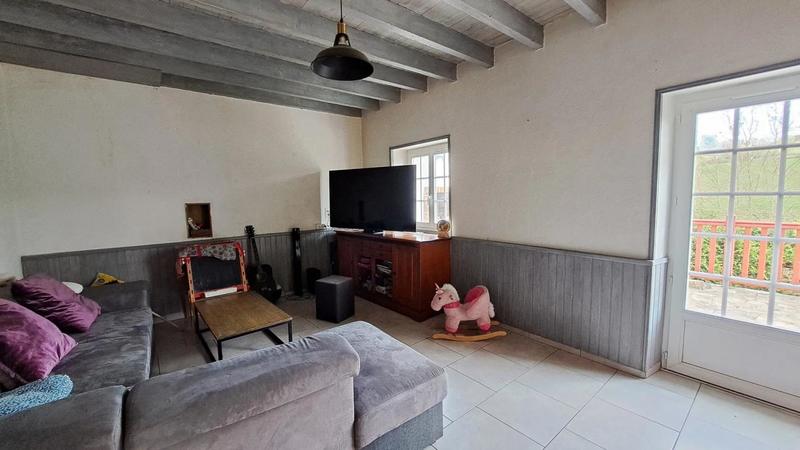 Demeure - 175 m² - 6 pièces