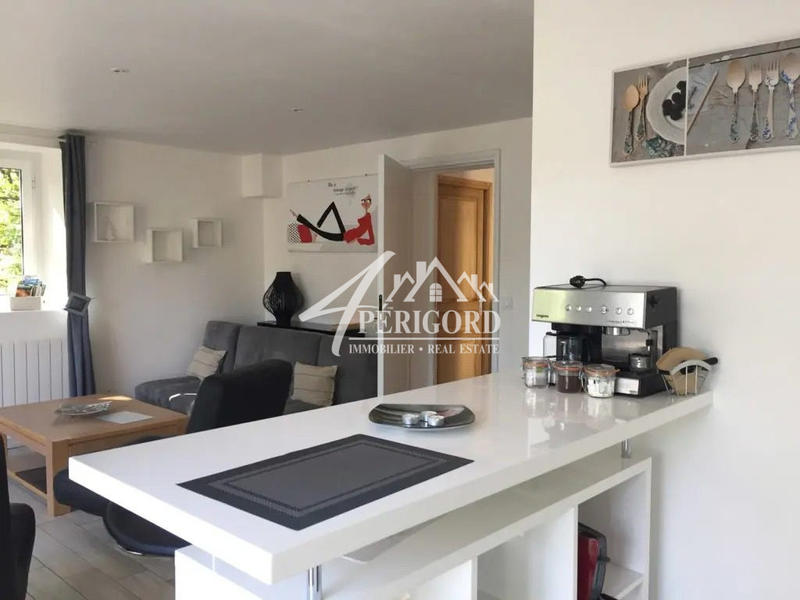 Maison - 555 m² - 16 pièces