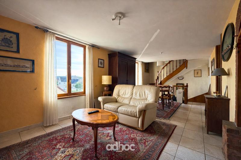 Appartement - 84 m² - 5 pièces