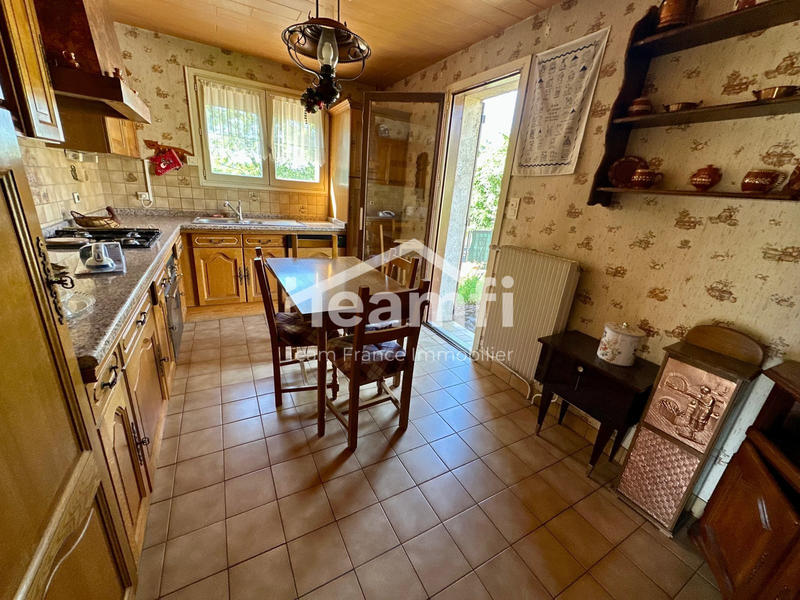 Maison - 140 m² - 7 pièces