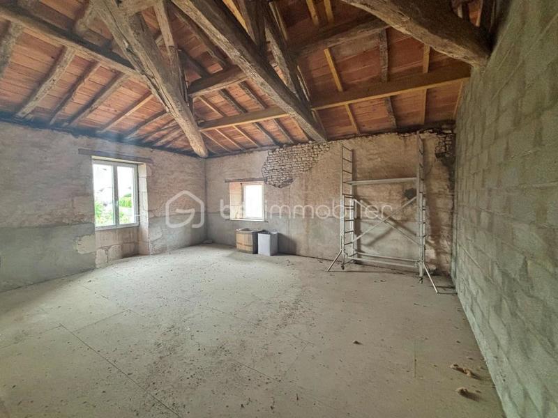 Maison - 220 m² - 6 pièces