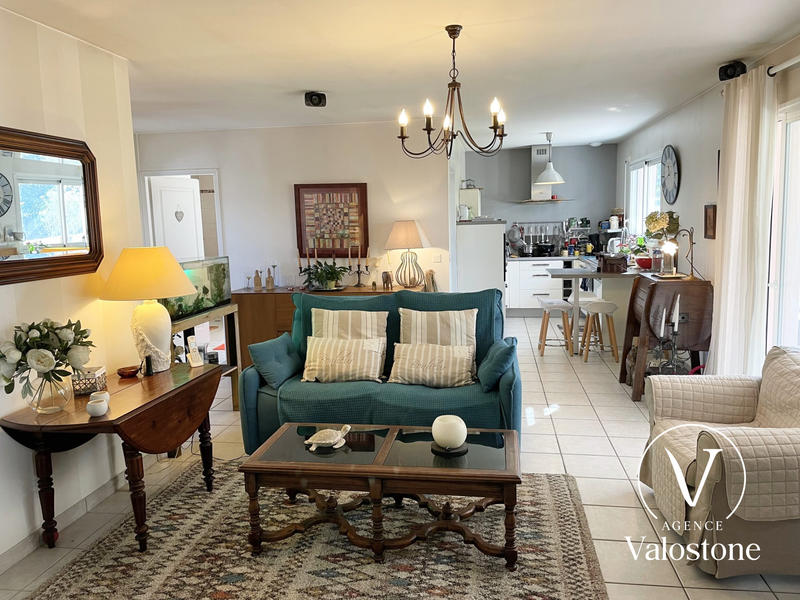 Maison traditionnelle - 76 m² - 3 pièces