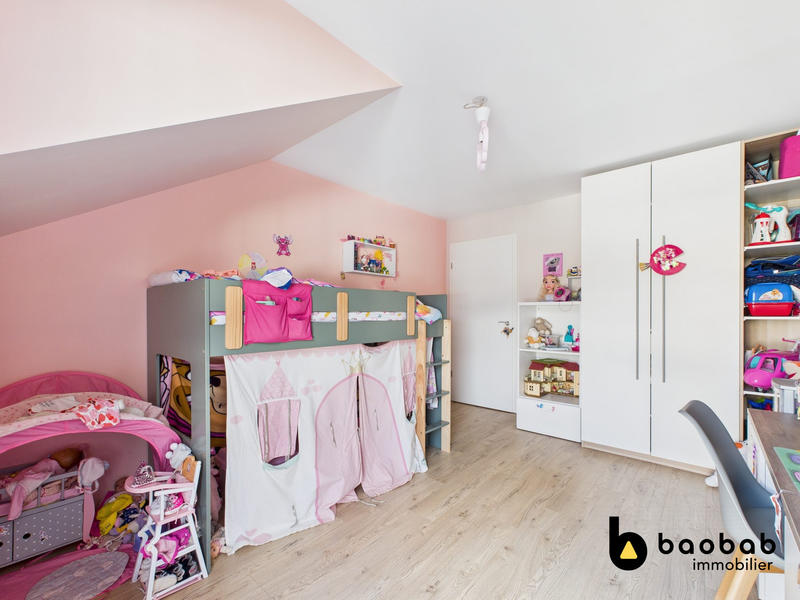 Appartement - 90 m² - 4 pièces