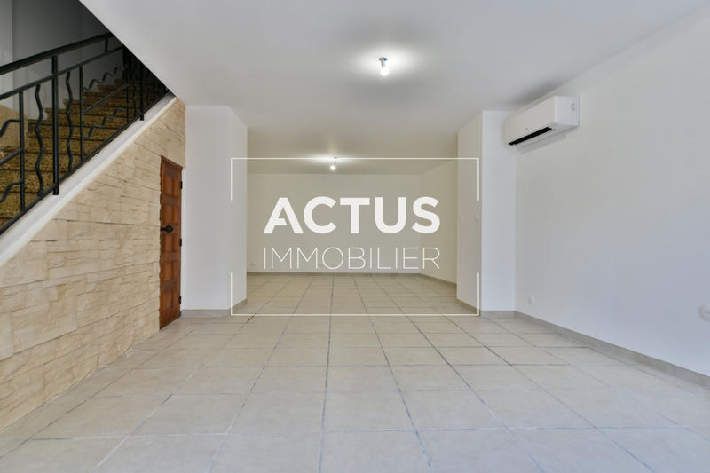 Maison - 141 m² - 6 pièces