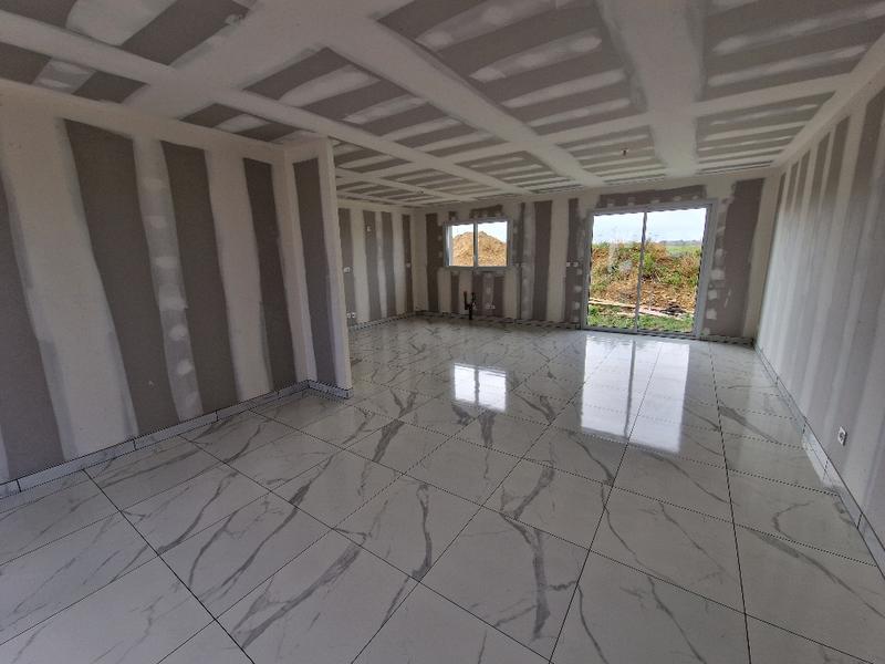 Maison - 77 m² - 5 pièces