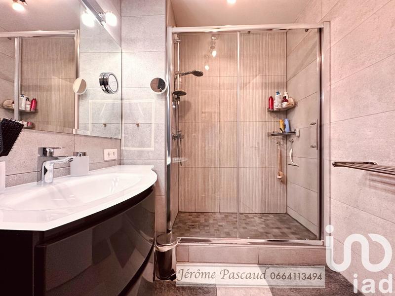 Appartement - 80 m² - 4 pièces