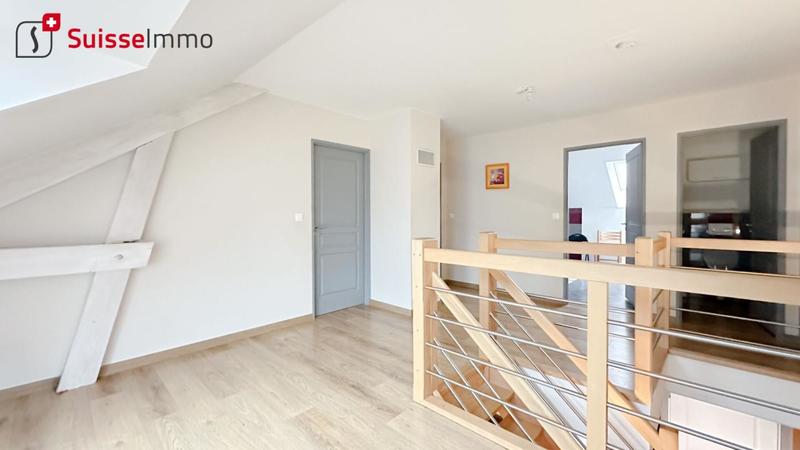 Maison - 208 m² - 7 pièces