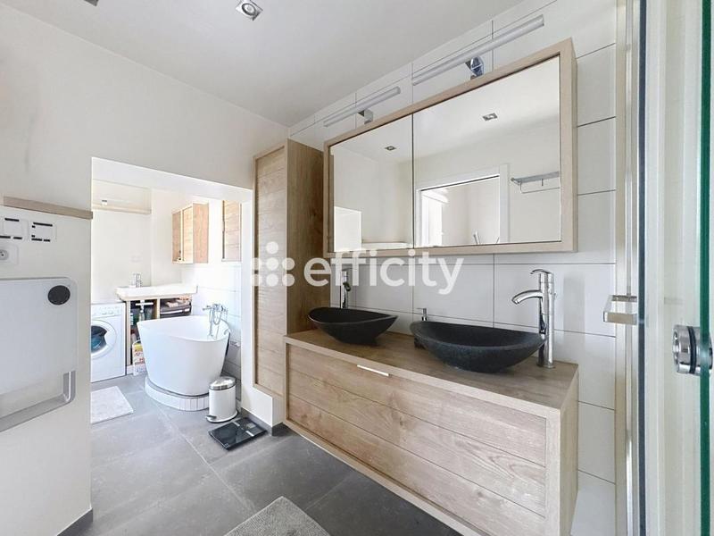 Appartement - 129 m² - 5 pièces