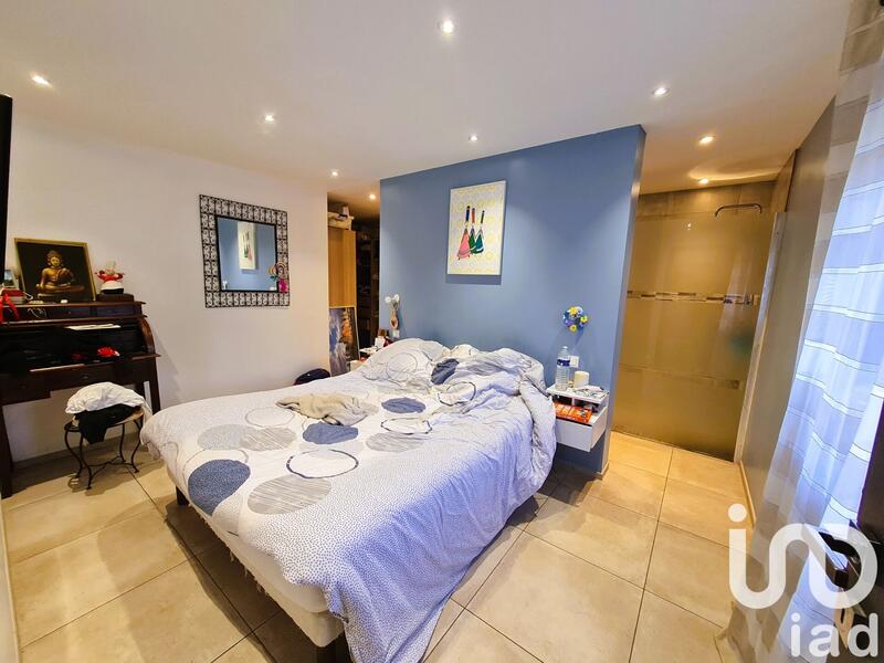 Maison - 187 m² - 8 pièces